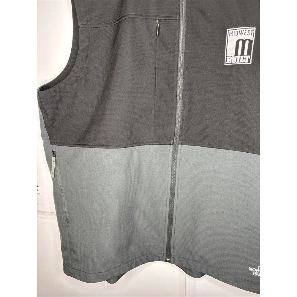 The North Face Castle Rock Soft Shell Full-Zip Vest Black & Gray XXL  logo‎